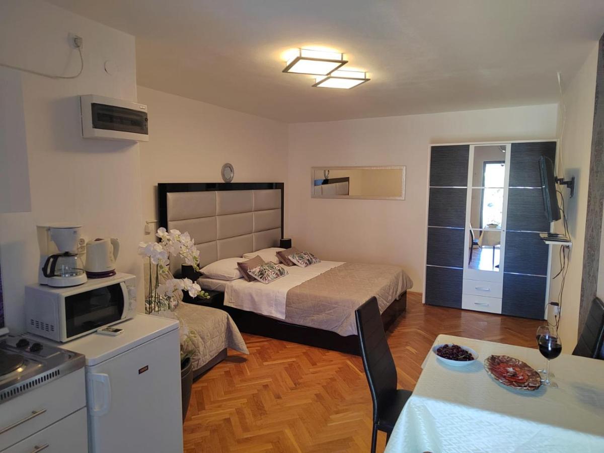 Apartment Mladenka Visnjik Zadar Eksteriør billede